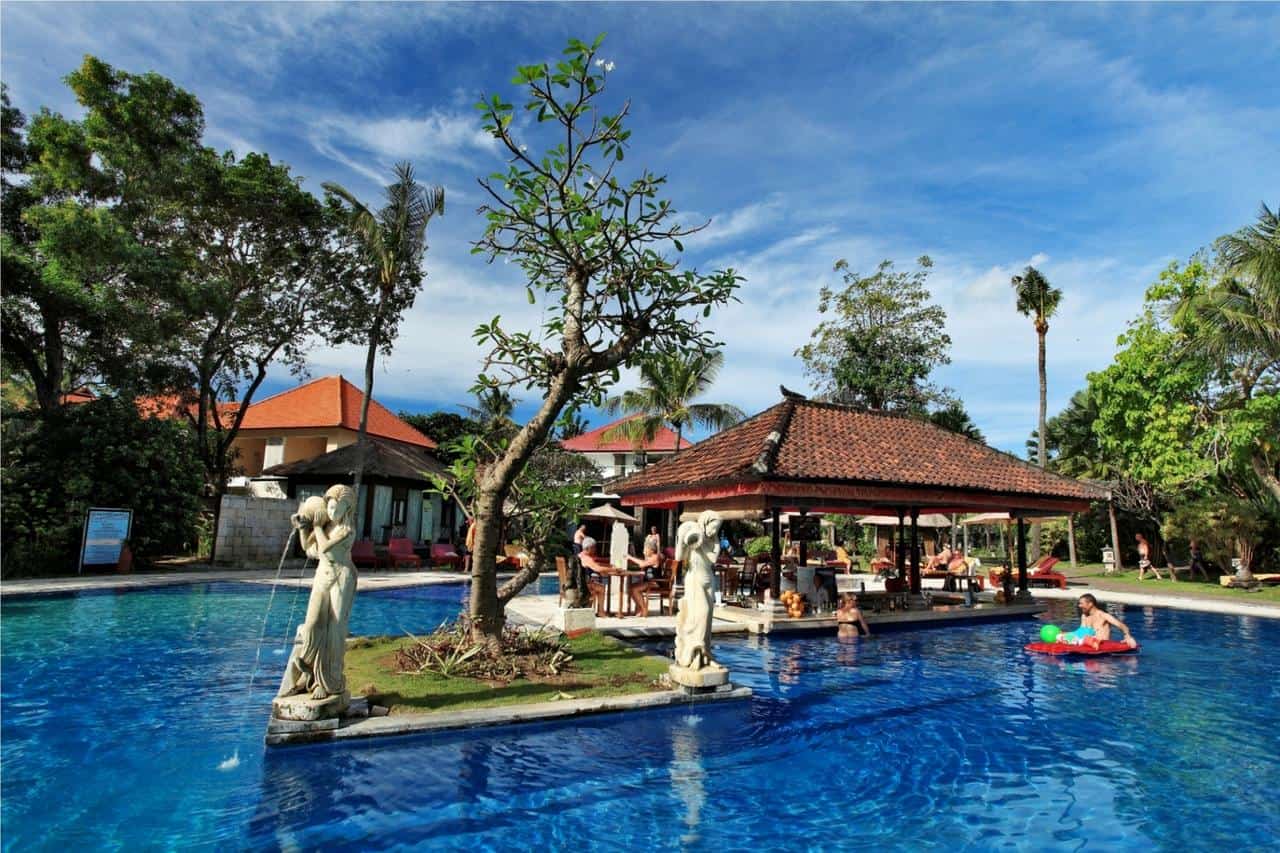 khách sạn ở trung tâm Bali