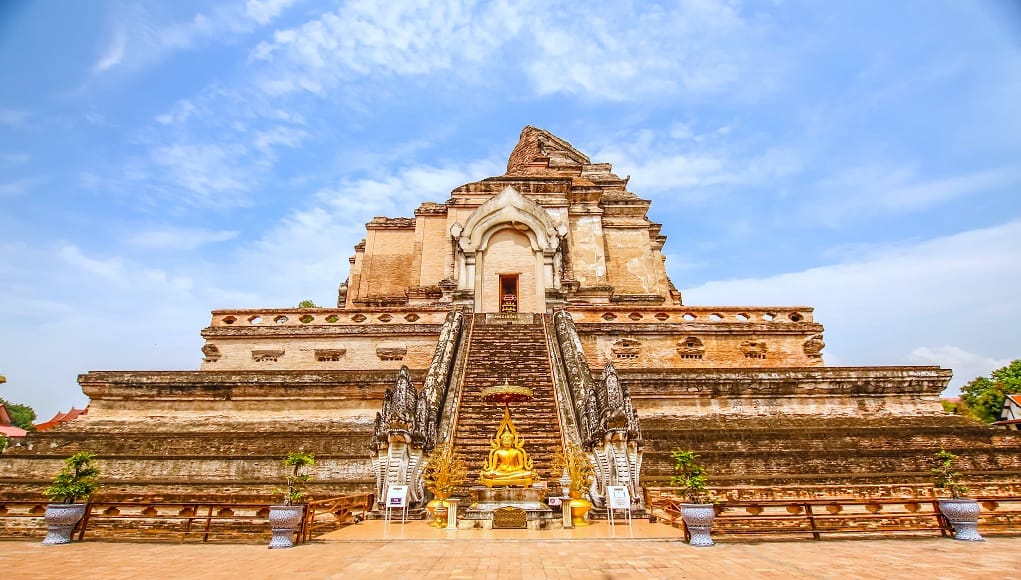 du lịch khám phá những ngôi chùa nổi tiếng và linh thiêng ở Chiang Mai cổ kính