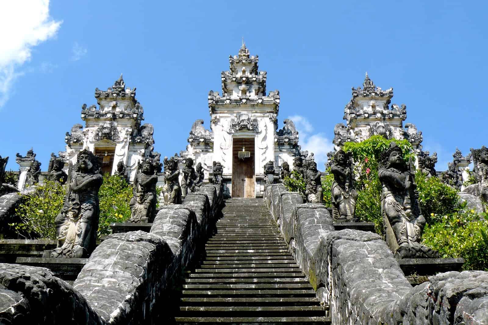 kinh nghiệm lên lịch trình du lịch đền Pura Lempuyang tự túc Bali