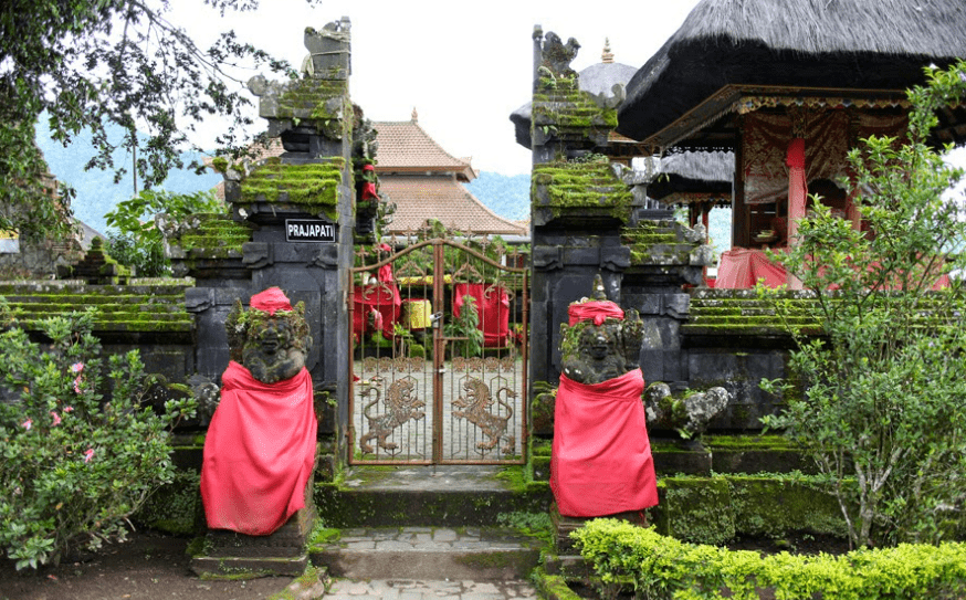 Các địa điểm trong lịch trình du lịch tự túc quần thể đền Ulun Danu Bratan ở Bali