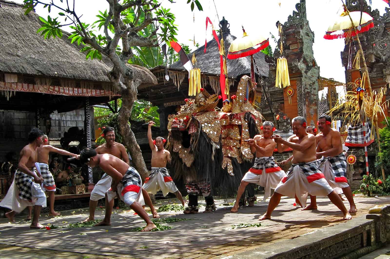 Múa Barong và Keris là nét văn hóa ở Bali