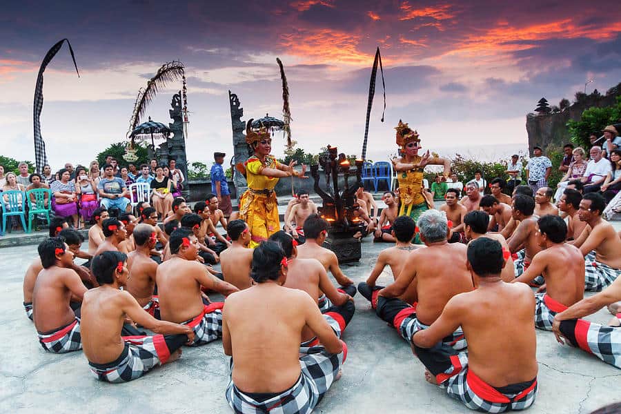 Kinh nghiệm đi tour du lịch xem kecak ở Bali