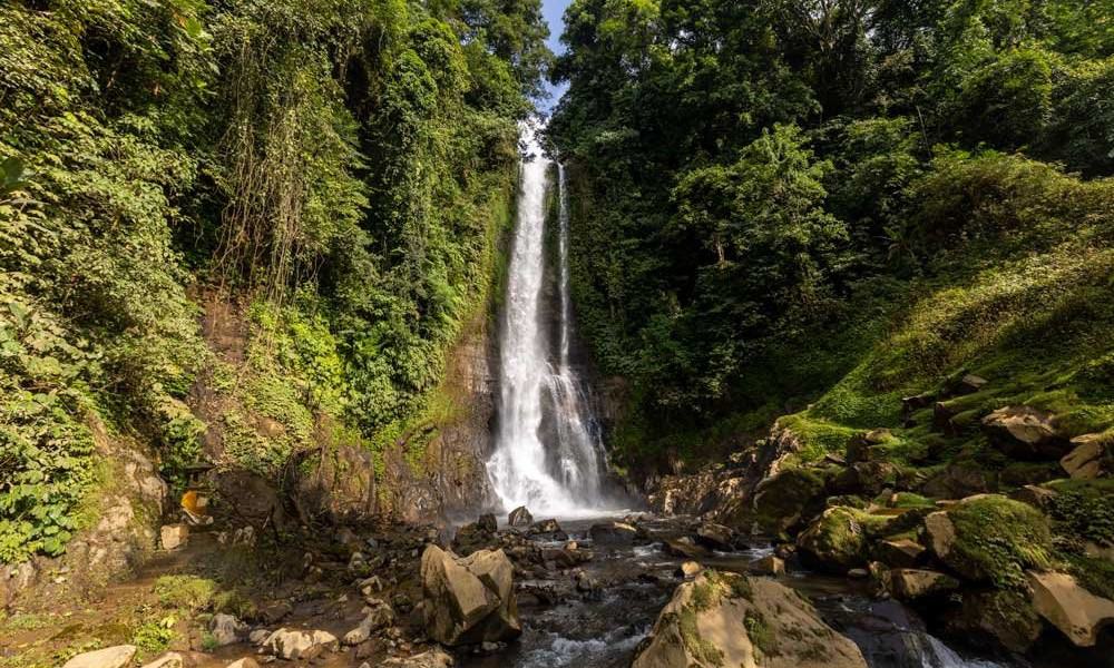 Kinh nghiệm đi du lịch tự túc những thác nước đẹp ở Bali