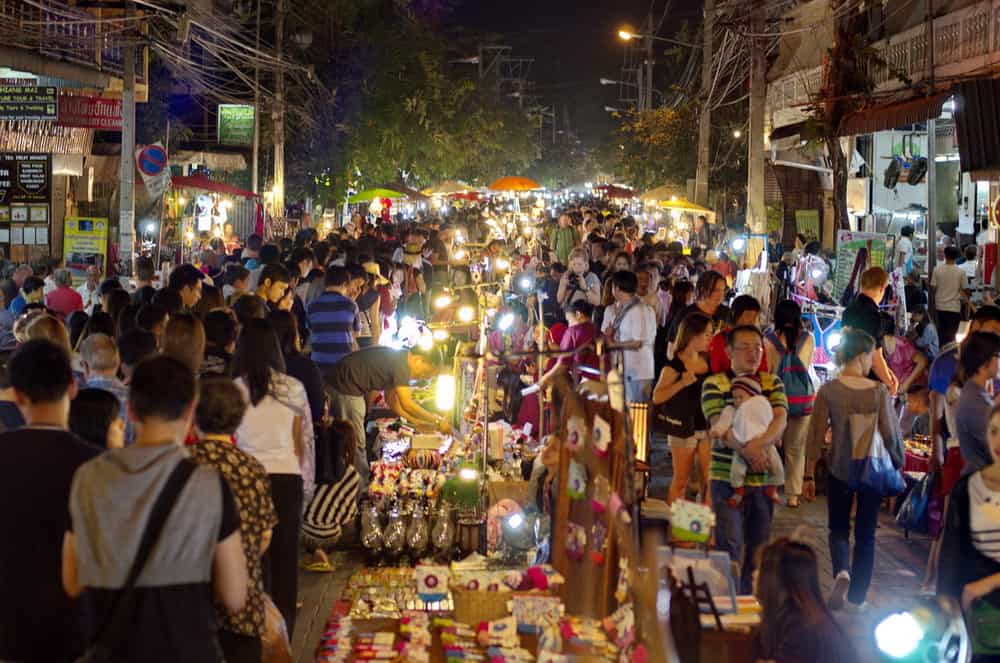 Saturday Night Market (Wualai Walking Street)