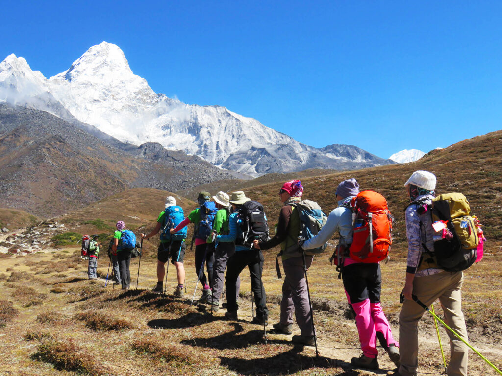 Dụng cụ Trekking khi du lịch Nepal tự túc