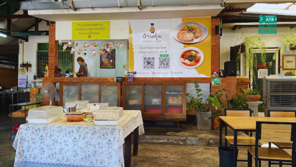 ăn khao soi ở chiang mai