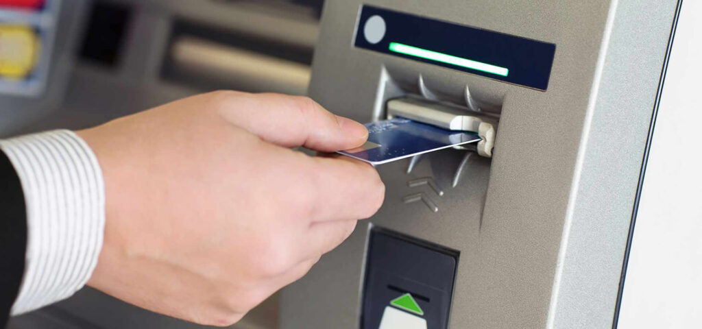 máy atm