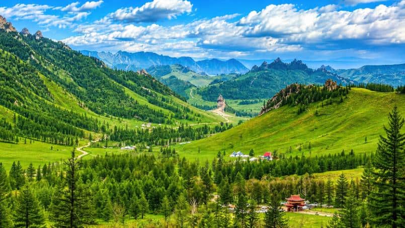 Với 15 năm kinh nghiệm thiết kế tour, Combo Nghỉ Dưỡng gợi ý vườn quốc gia Gorkhi-Terelj là địa điểm du lịch bạn không nên bỏ qua trong hành trình khám phá thiên nhiên ở Mông Cổ, chần chừ gì mà không đặt tour để trải nghiệm ngay cùng Combo Nghỉ Dưỡng