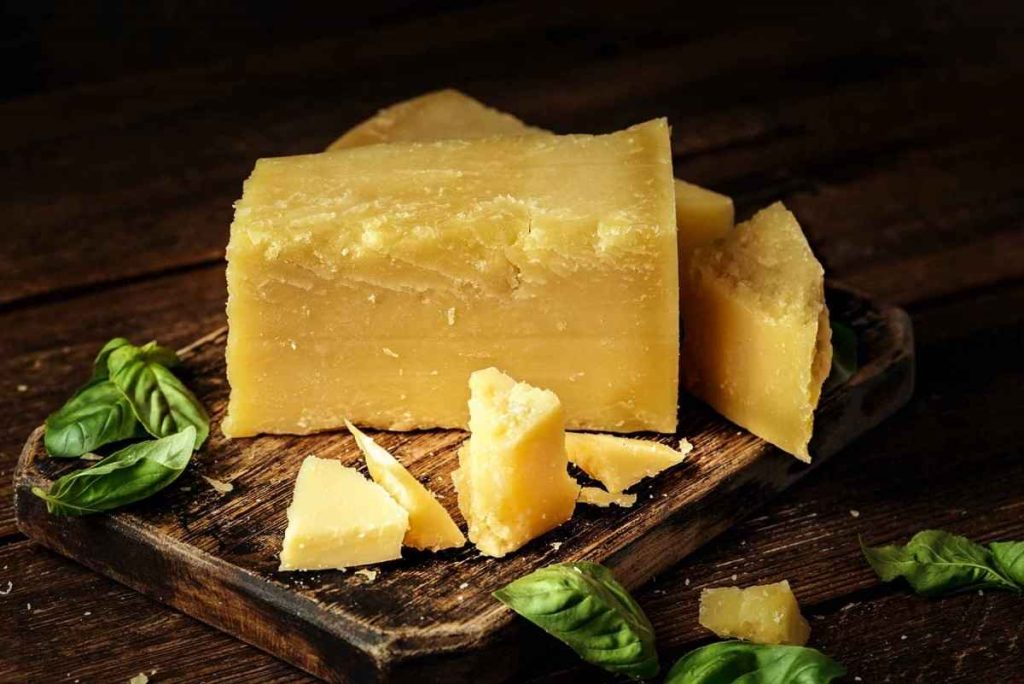 Giới thiệu món ăn của người Mông Cổ, thể hiện văn hóa ẩm thực qua các món truyền thống đặc sắc trong hành trình du lịch tự túc.