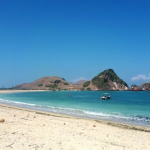 Bãi biển Kuta Mandalika