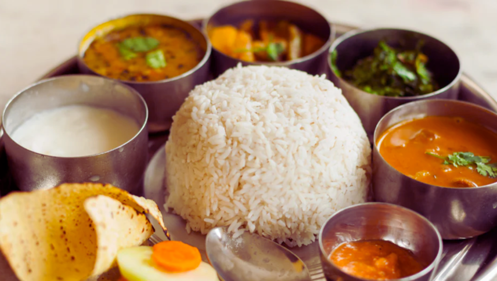 Tổng hợp 20 + món ăn ngon nhất định phải thử khi du lịch Nepal