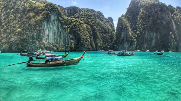 tour phuket krabi koh phi phi Key phụ: chèo kayak thái lan du lịch đảo koh phi phi tour du lịch nghỉ dưỡng thái lan combo du lịch thái lan