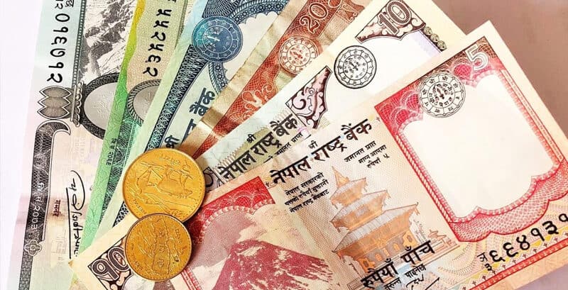 đơn vị tiền tệ ở Nepal chỗ đổi tiền Nepal tỉ giá tốt du lịch Nepal tự túc kinh nghiệm du lịch nepal