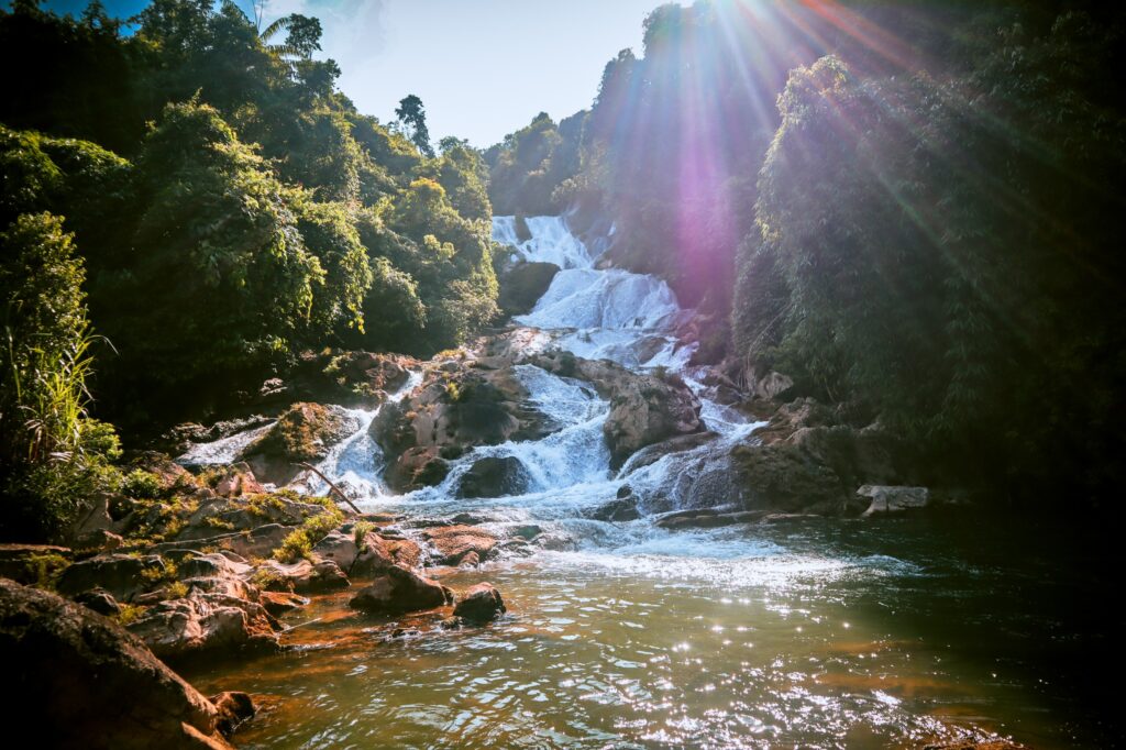 du lịch tuyên quang Key phụ: du lịch tuyên quang 3 ngày 2 đêm​ tour du lịch hà nội tuyên quang điểm du lịch ở tuyên quang kinh nghiệm du lịch thác bản ba